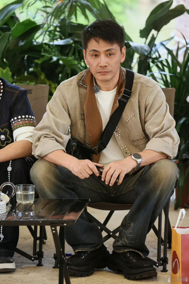 邵兵邵子恒双排开冲披哥披荆斩棘🏮披哥史上最特别参赛组合，血缘羁绊叠加舞台竞技，