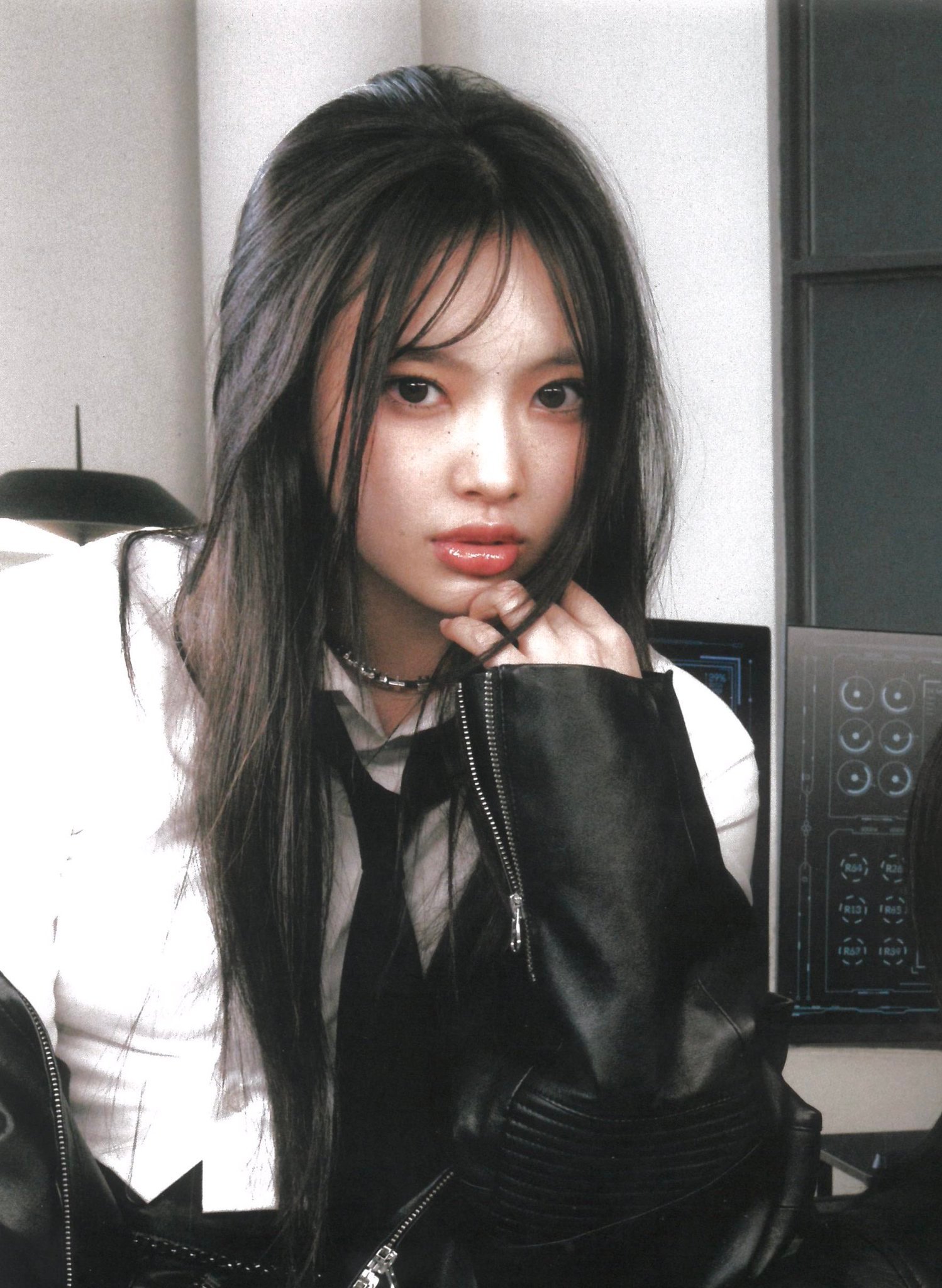 🖤📞*李惠仁Hyein ​​​