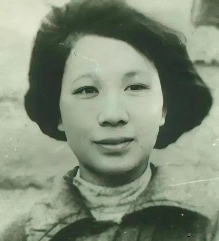 1949年，渣滓洞大屠杀中，盛国玉在枪响前倒地装死，不久，特务进来补枪，谁料，他