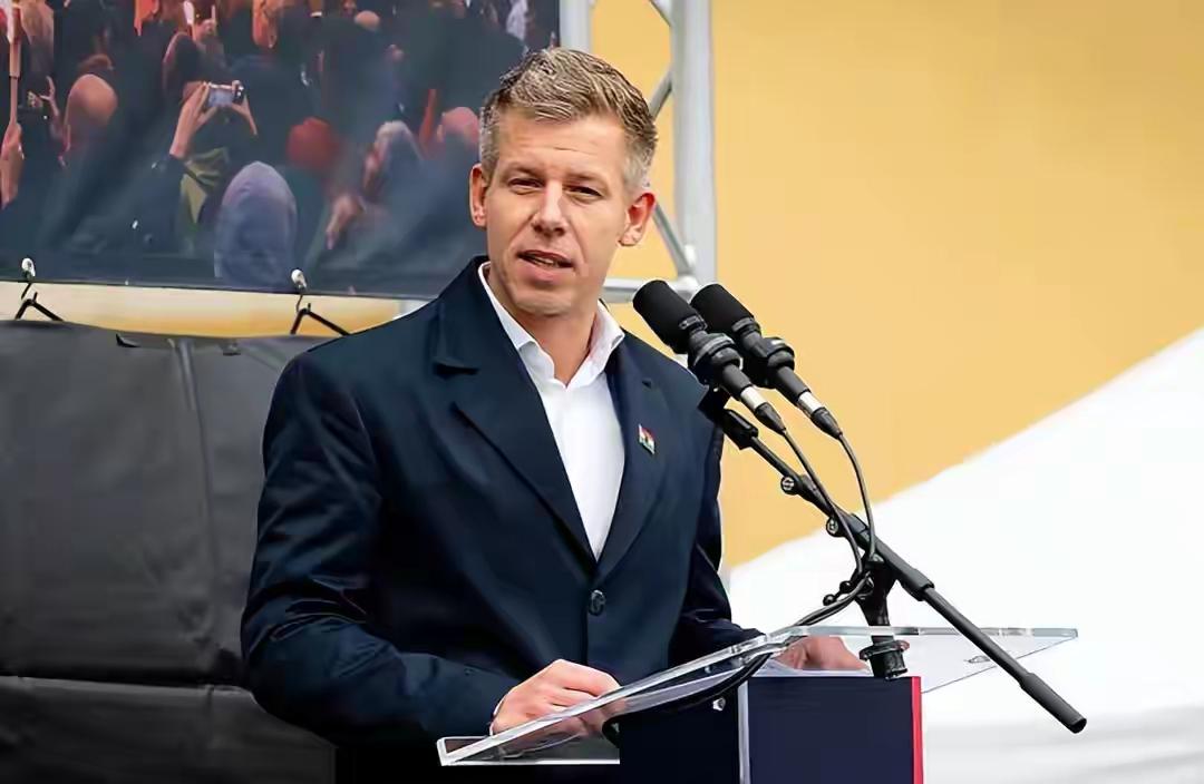 匈牙利大选落幕，欧尔班承认败选，匈牙利的外交政策，极大可能会180度大转向。
