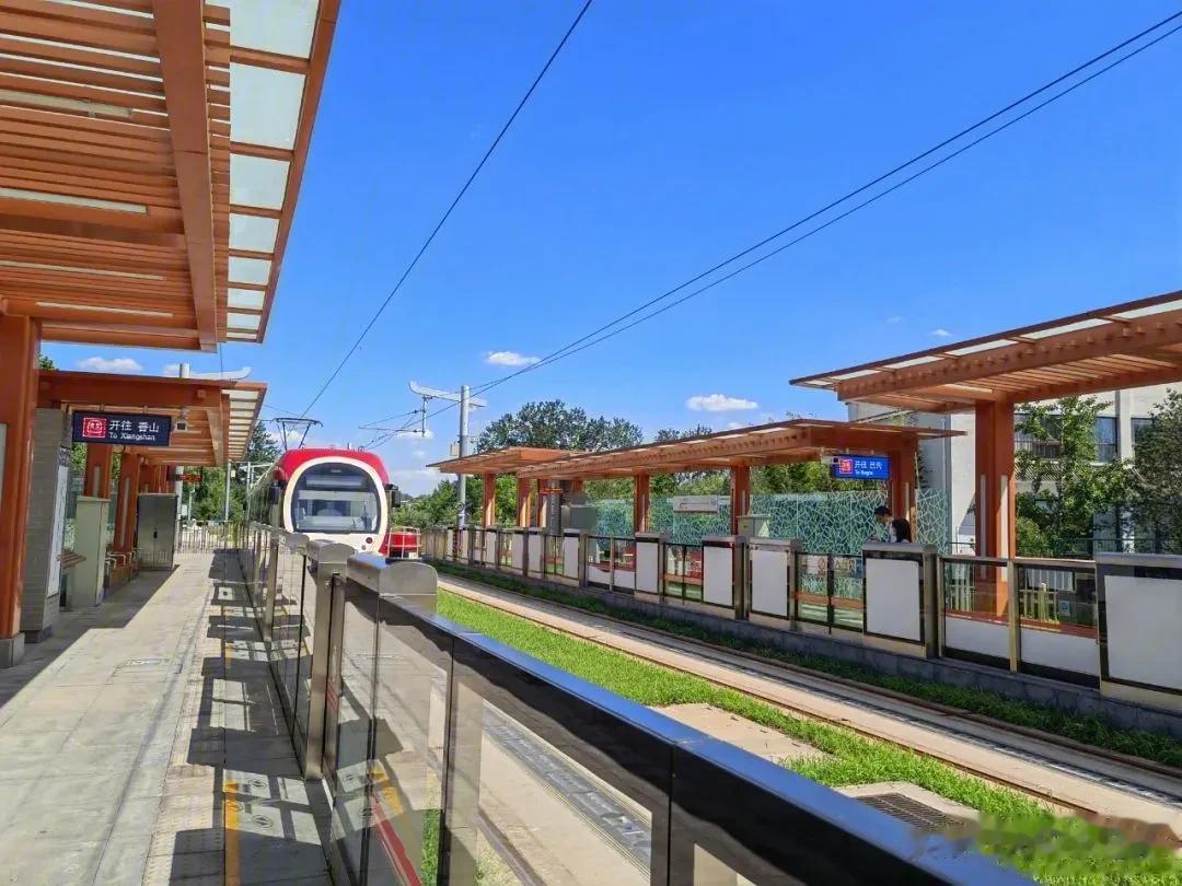 国家植物园
植物王国一日游，遍览热带亚热带植物和一众珍稀濒危植物，水杉林没有水雾