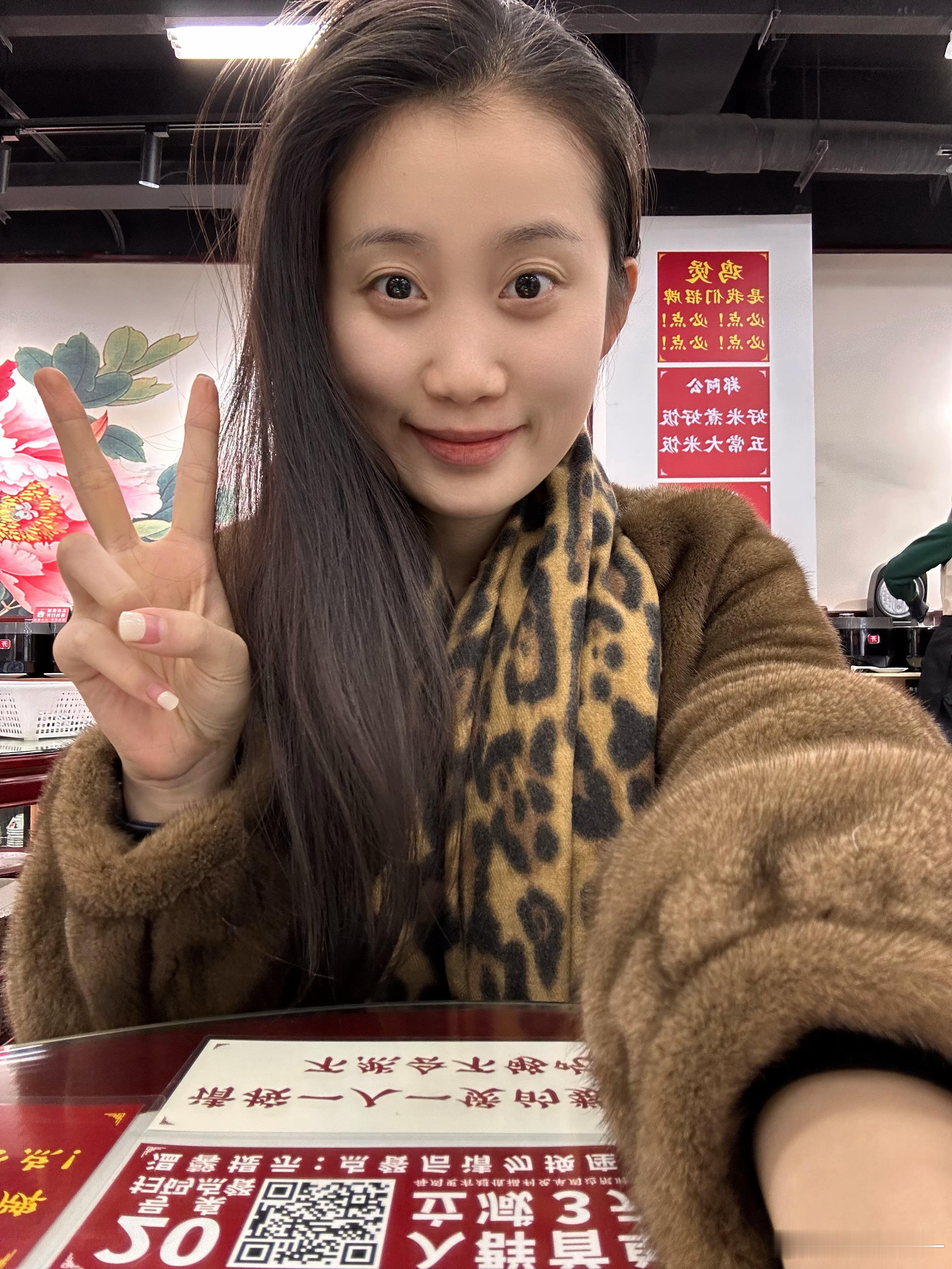 现在浑身一股子🐮劲天天健身到可以轻松把臭老头儿抱起来