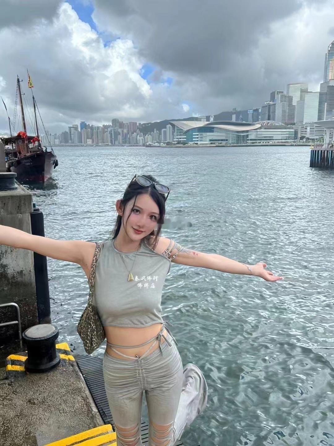 南帕亚女王佛恭请秀 ​​​