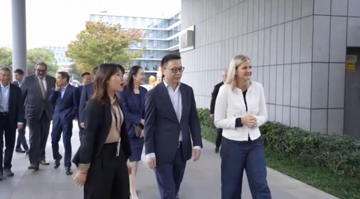 西方忽然发现，风向真的变了，一个细节被曝光，中国变化很彻底！
 
近期，一件让西