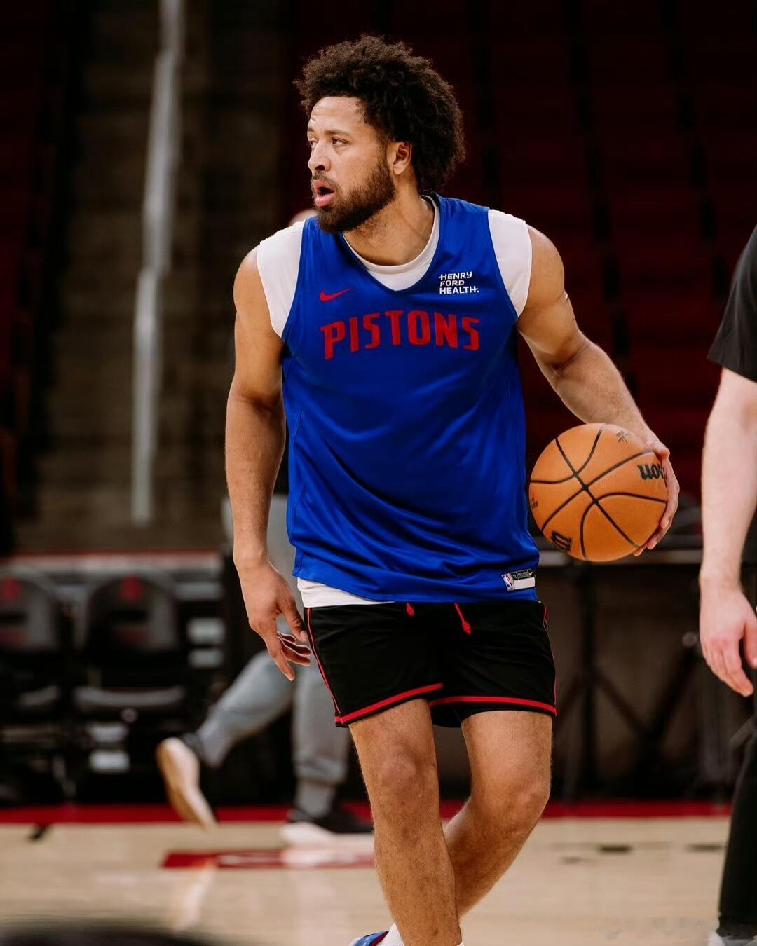 坎宁安24次失误创nba季后赛最尴尬纪录坎宁安：我不入地狱谁入地狱？24次失误致