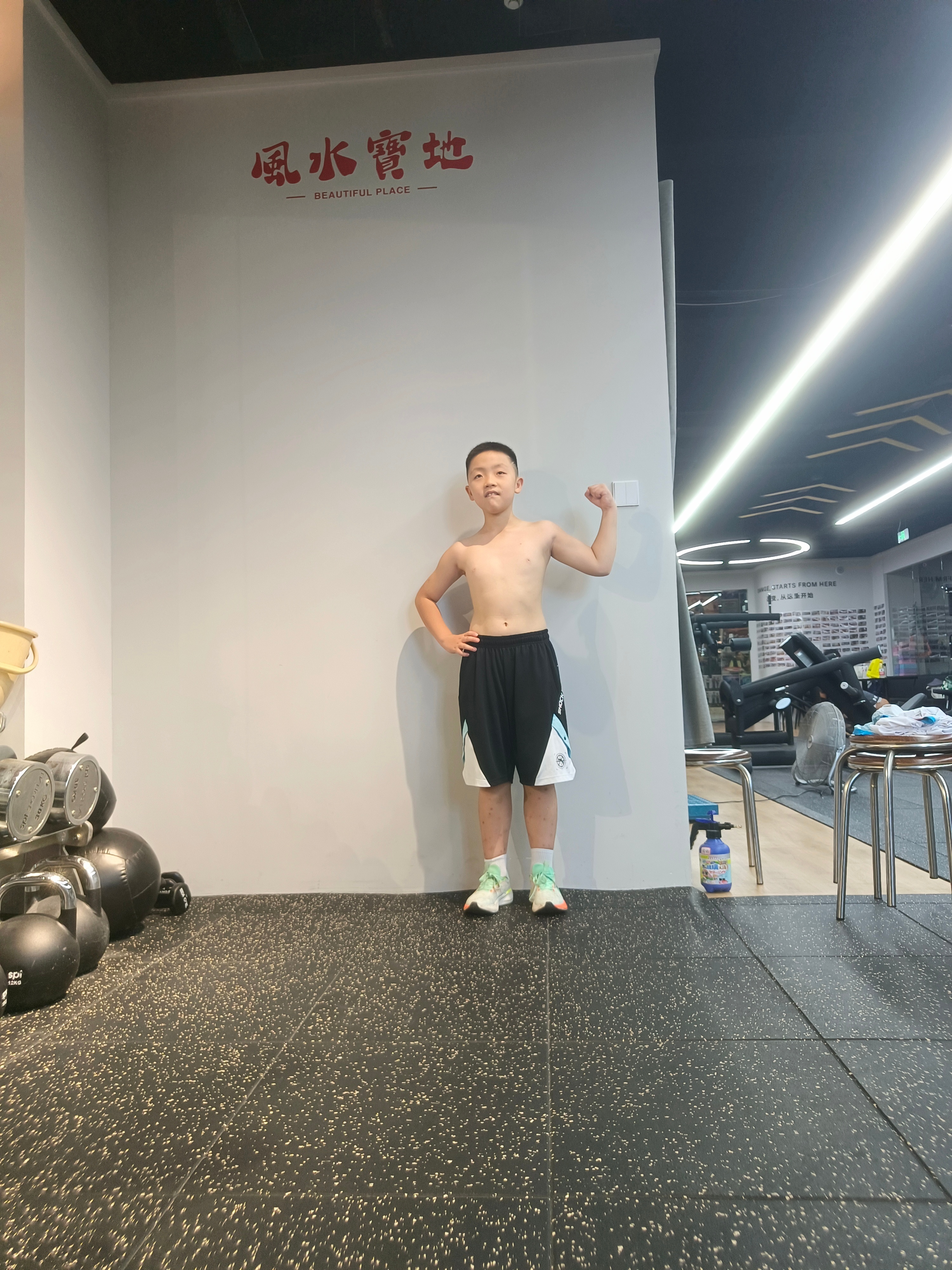 武汉减肥 武汉崔壮减肥班捌月暑假班9岁帅哥周子博，身高142，暑期减重92斤-8