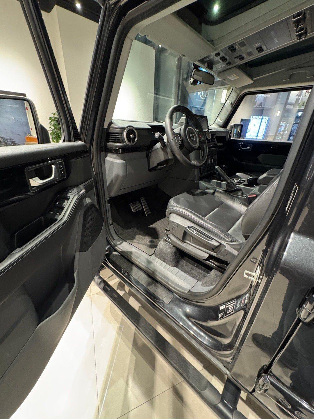 这就是传说中的坐在二楼开车吗