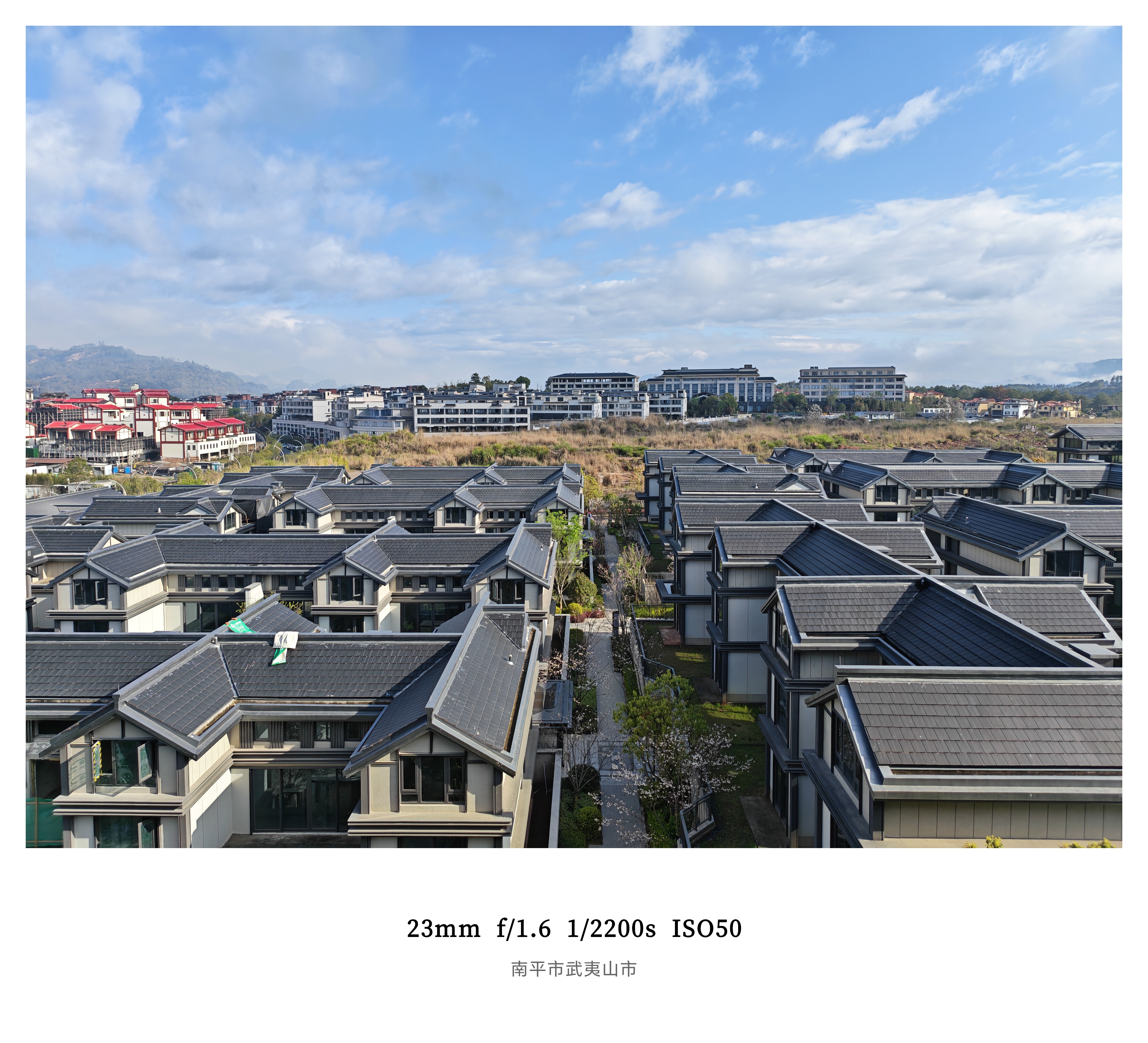 朋友们 早上好呀！太阳依旧升起，世界还在继续感觉到疲惫的时候，一定不要强撑生死面