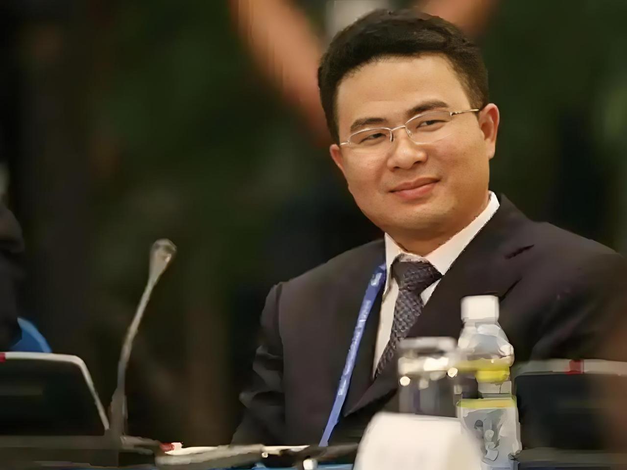 在公众视野消失多年后，金立手机创始人刘立荣近日被曝在印度尼西亚从事家居行业。据悉