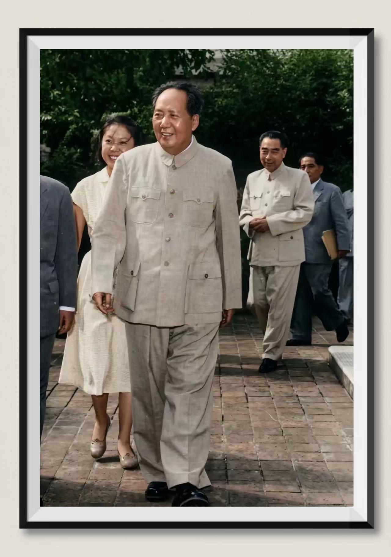 不是学好了再干，是干起来再学！多少人被这句话点醒
 
很多人一辈子都在等：等准备