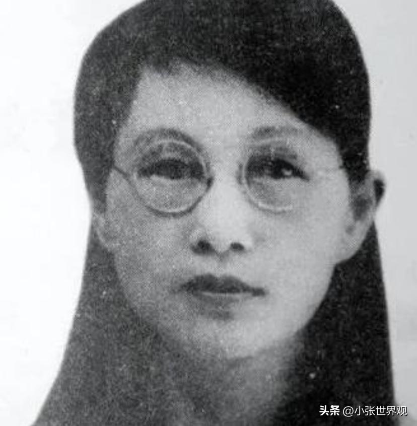 1909年，16岁的白薇与婆婆发生争执，丈夫竟然抄起板凳砸向她的背，婆婆见她倒下