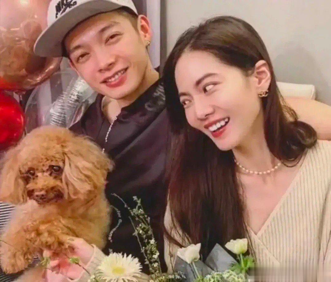 #辰亦儒曾之乔好好嗑#辰亦儒和曾之乔的爱情有多好磕？恋爱长跑十年，我看你长大，你