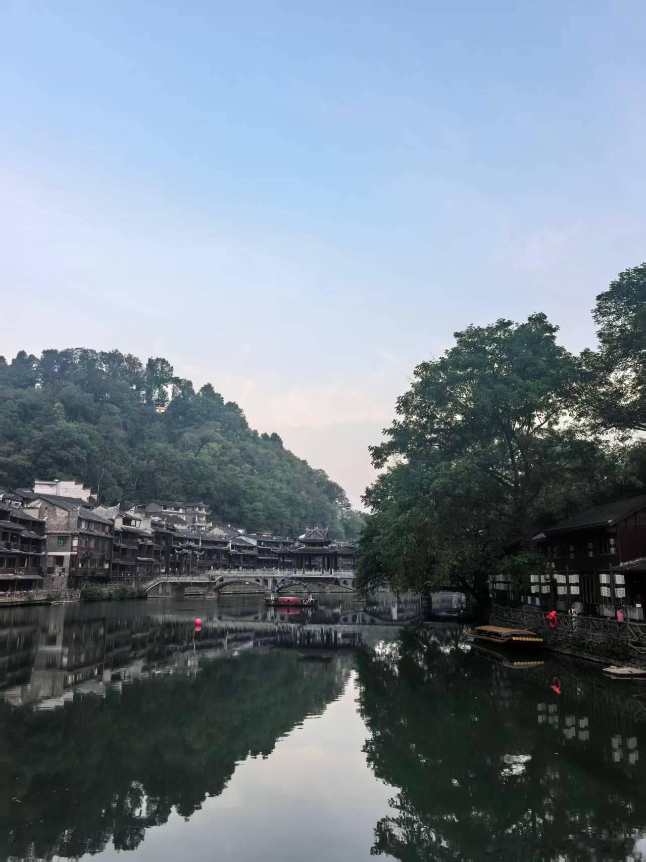 生活手记读书古文观止亲政篇（三）王鏊【原文】愚以为欲上下之交，莫若复古内朝之法。