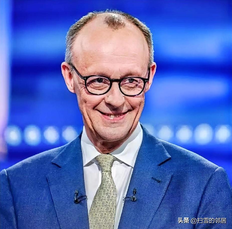 英、法、德联合声明，要对伊朗动手了！

2026年3月2日，英国、法国和德国三国