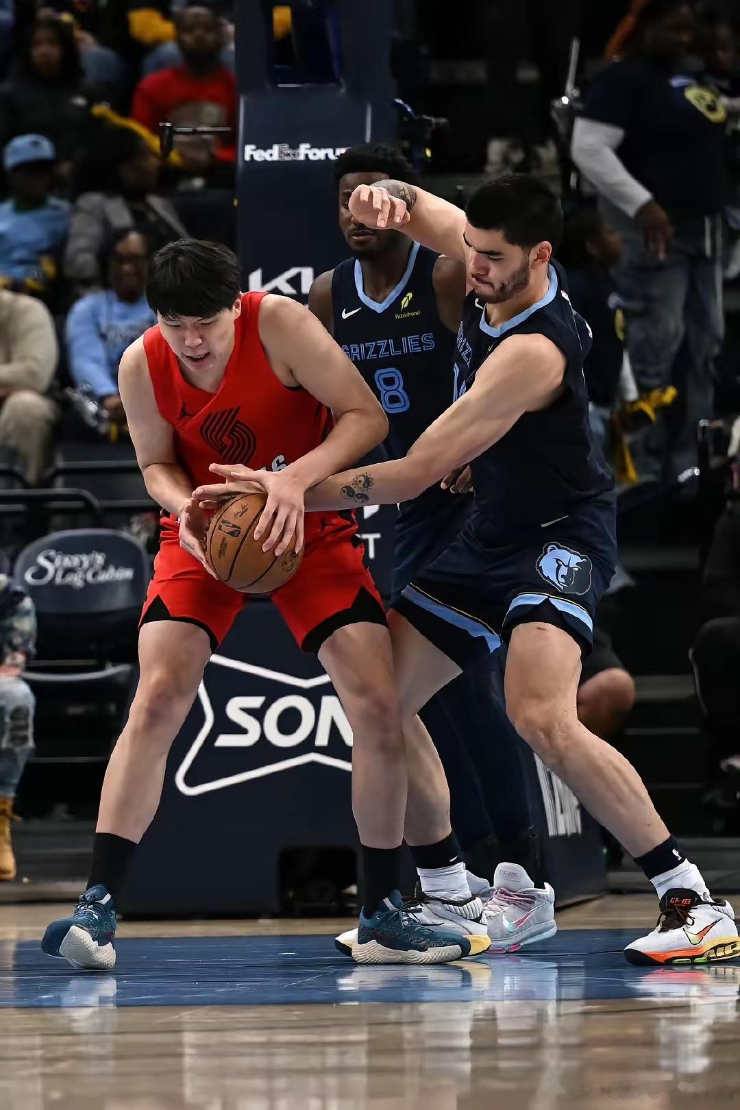 波特兰开拓者 斯普利特让你好好打五小了，结果怎么样？杨瀚森、罗威和克林根三大中锋