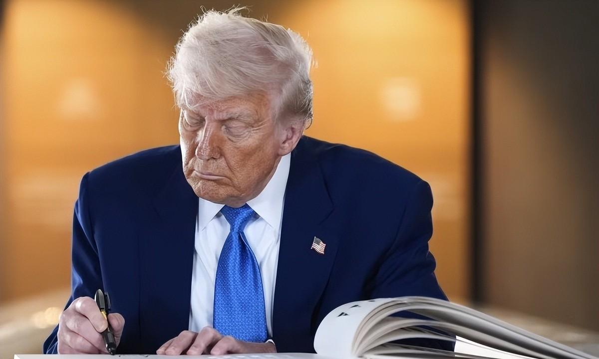 特朗普借叙利亚空袭打了个样，把美军火力玩成了“快闪”：大胆出击、速战速决，既不陷