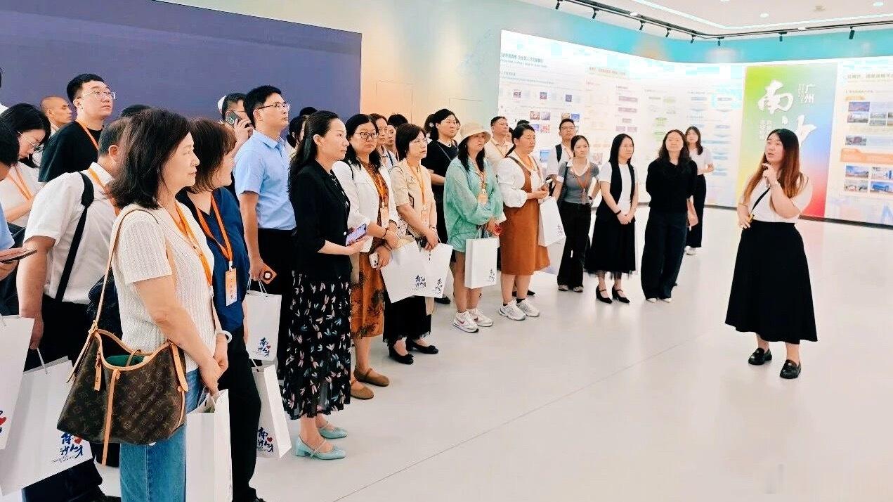 广州南沙政校企携手引才聚智 真C位！近百所院校齐聚南沙！！！5月27日，市政校企