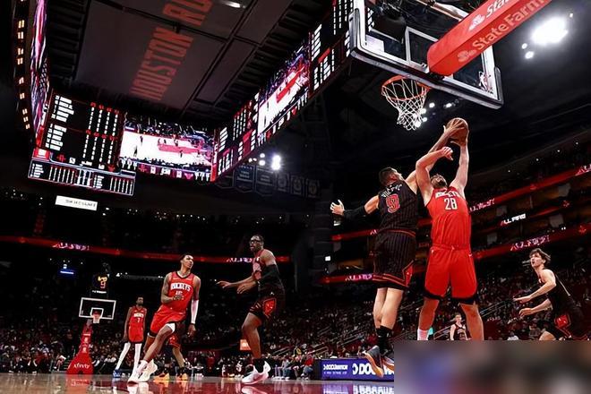 火箭这赛季，真是防守真能打，进攻挠破头！
 
41-26排西区第4，防守失分联盟