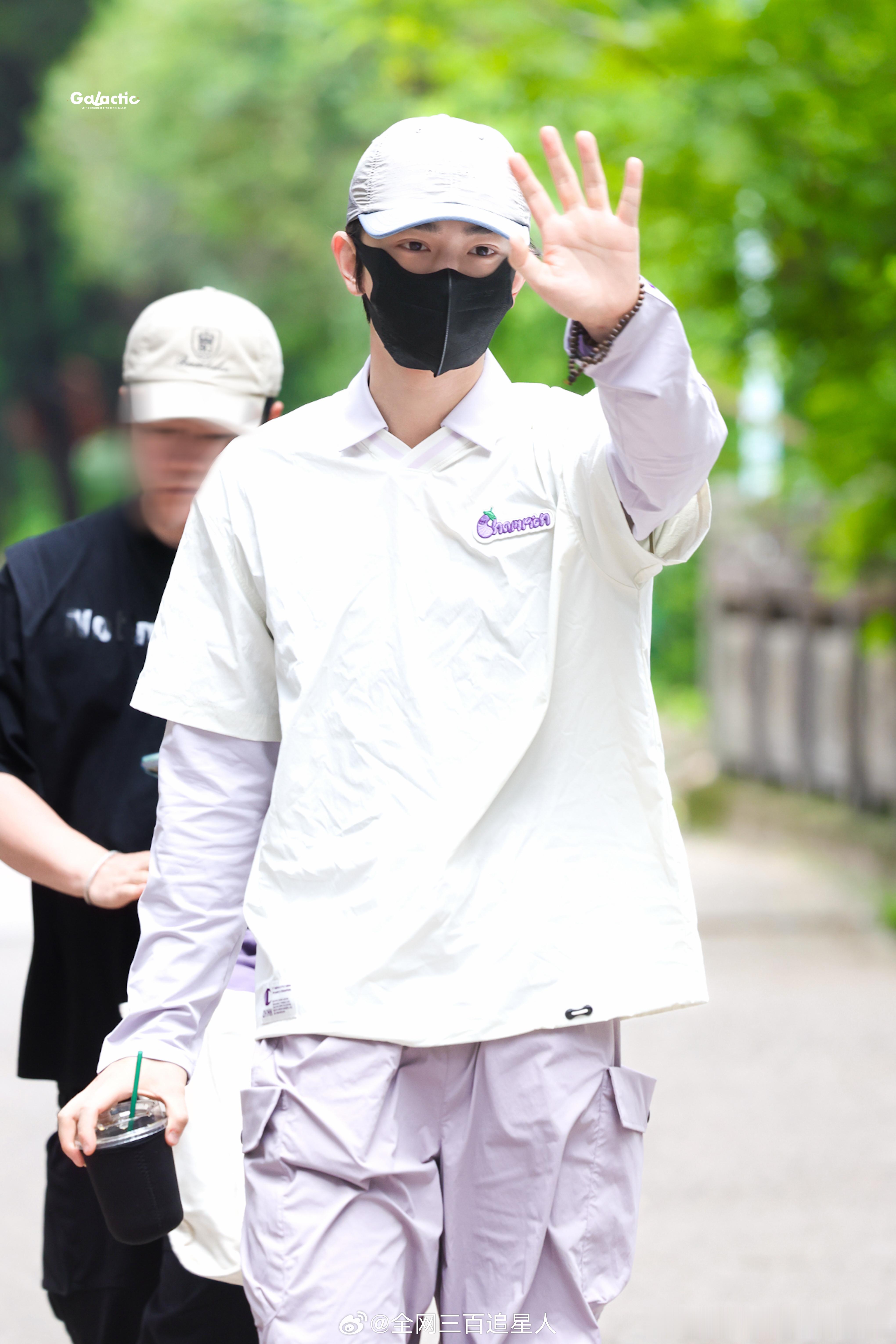 丁禹兮登上老凤祥公司Q1财报：“老凤祥借助品牌全球代言人丁禹兮官宣同款系列产品，