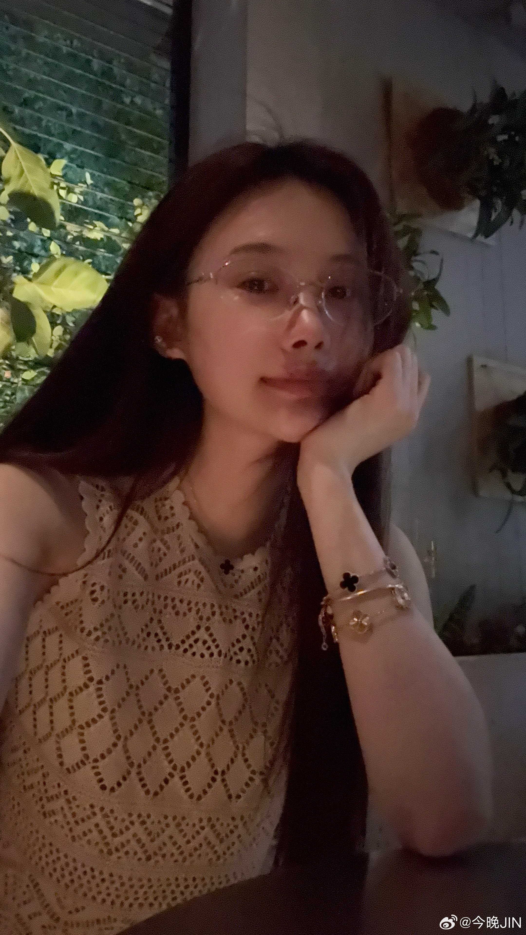 🍸5.13弟来了 酒是离不了的可以素颜坦荡的出没西湖地段26岁也没什么不好的嘛