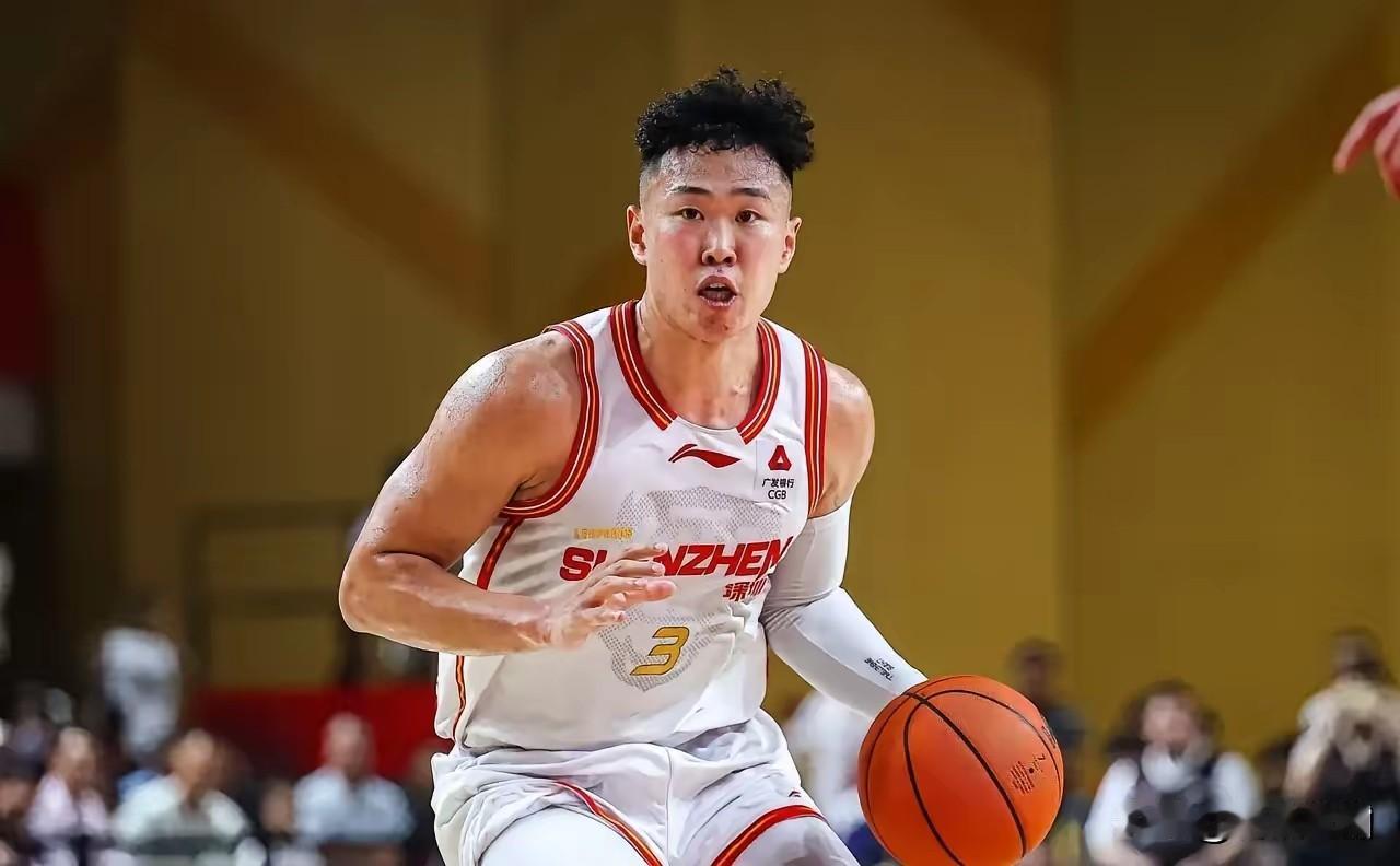 CBA季后赛半决赛G1、G2广厦两个主场都战胜了新贵深圳2-0拿赛晋总决赛的赛点