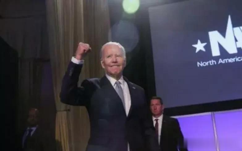 拜登宣布竞选连任后，哈里斯也宣布重大消息，拜登面前出现四道坎

来源:海峡快讯
