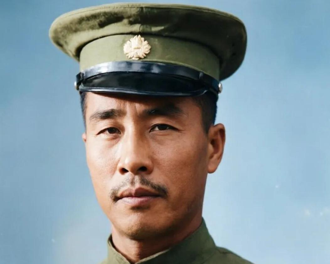 1938 年 1 月 24 日，因违抗军令、擅自弃守山东，国民党二级上将、山东省
