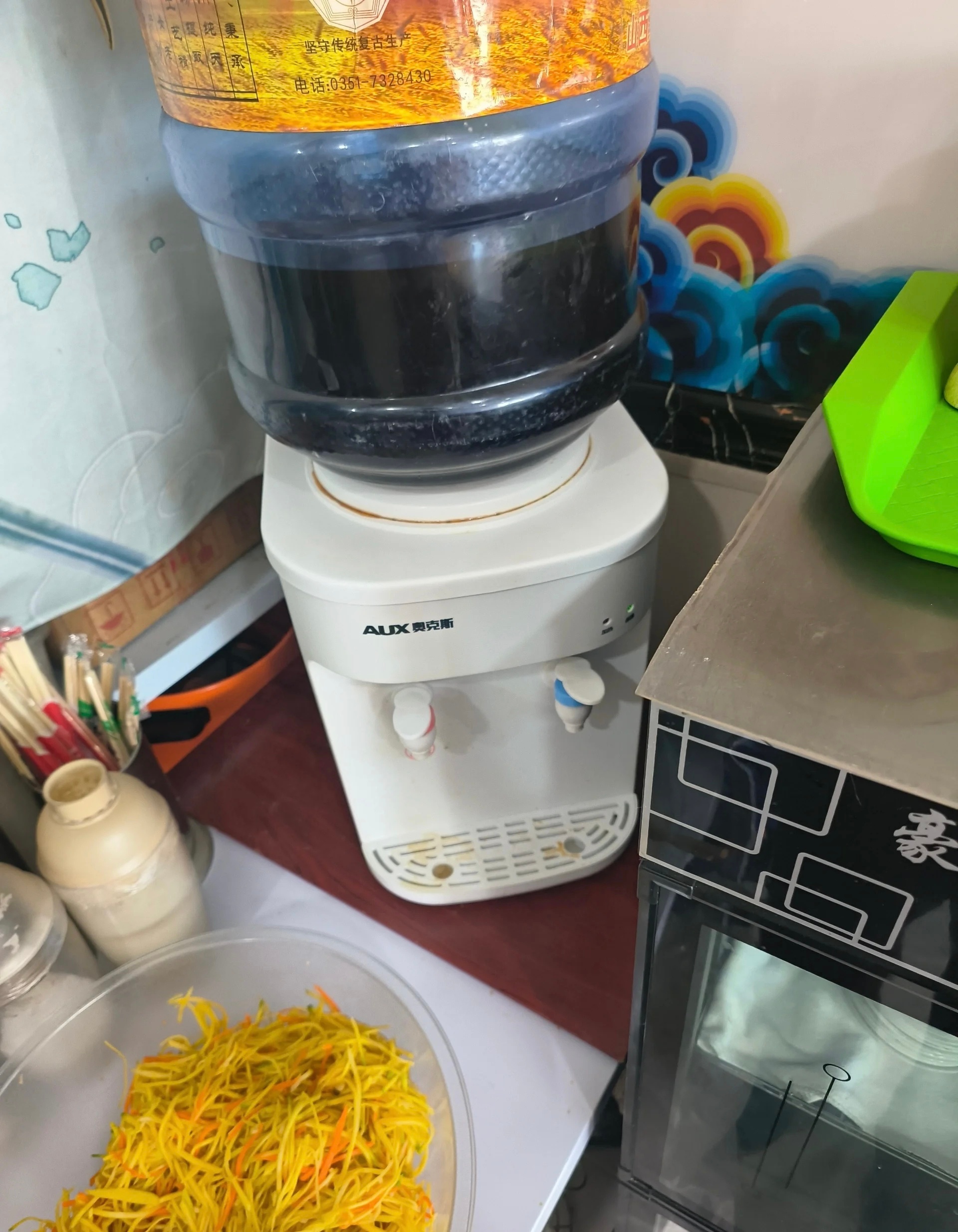 山西的醋都是装饮水机里的 ​​​