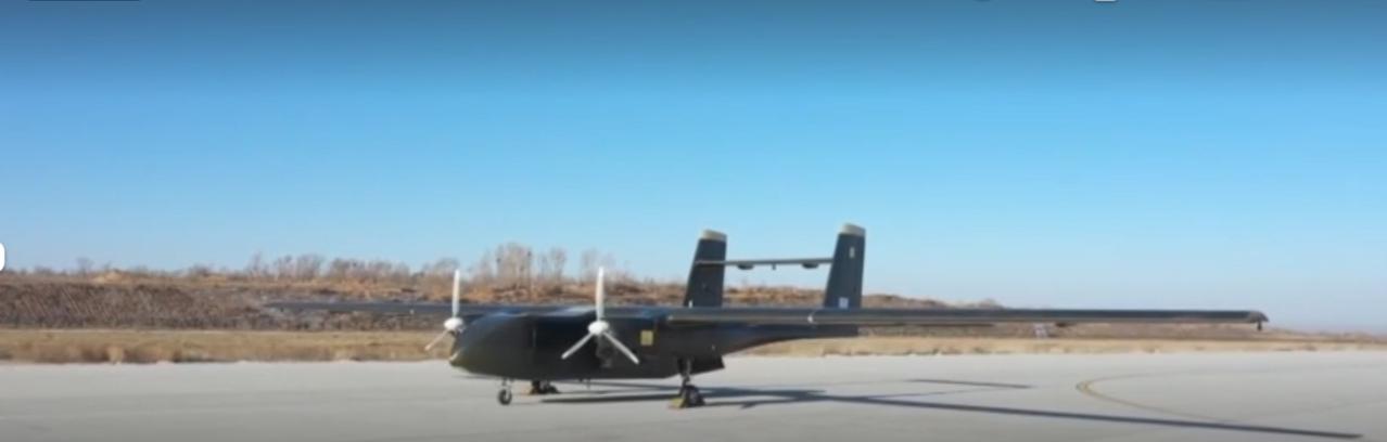 近期，我国在交通与航空领域接连传来重磅突破。“天马-1000”无人运输机在开阔的