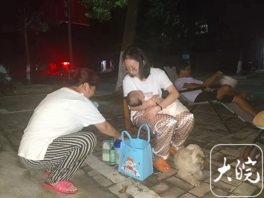 突发地震！9月18日晚上，合肥市肥东县发生4.7级地震，引发网友们的广泛关注。肥