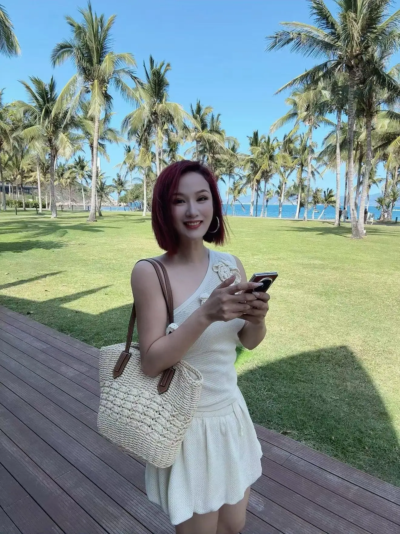 有风，有海。- 三亚，宜快乐。 - 有风，有海，有我。