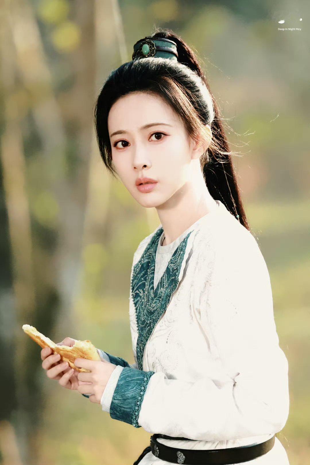 王艺瑾夸孟子义敬业 王艺瑾锐评孟子义敬业真的好真实！看得出来是发自内心的认可，认