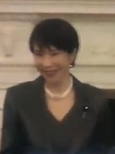外交细节藏深意：提及高市早苗不再加首相头衔，释放强烈信号？
外交用词，从来都不是