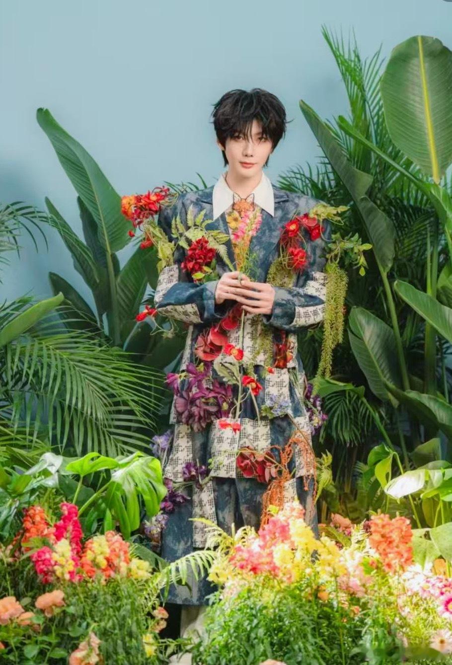 郝熠然 hyr郝熠然礼物准备vcr 你看，说没素材，这素材不就来了吗？？？