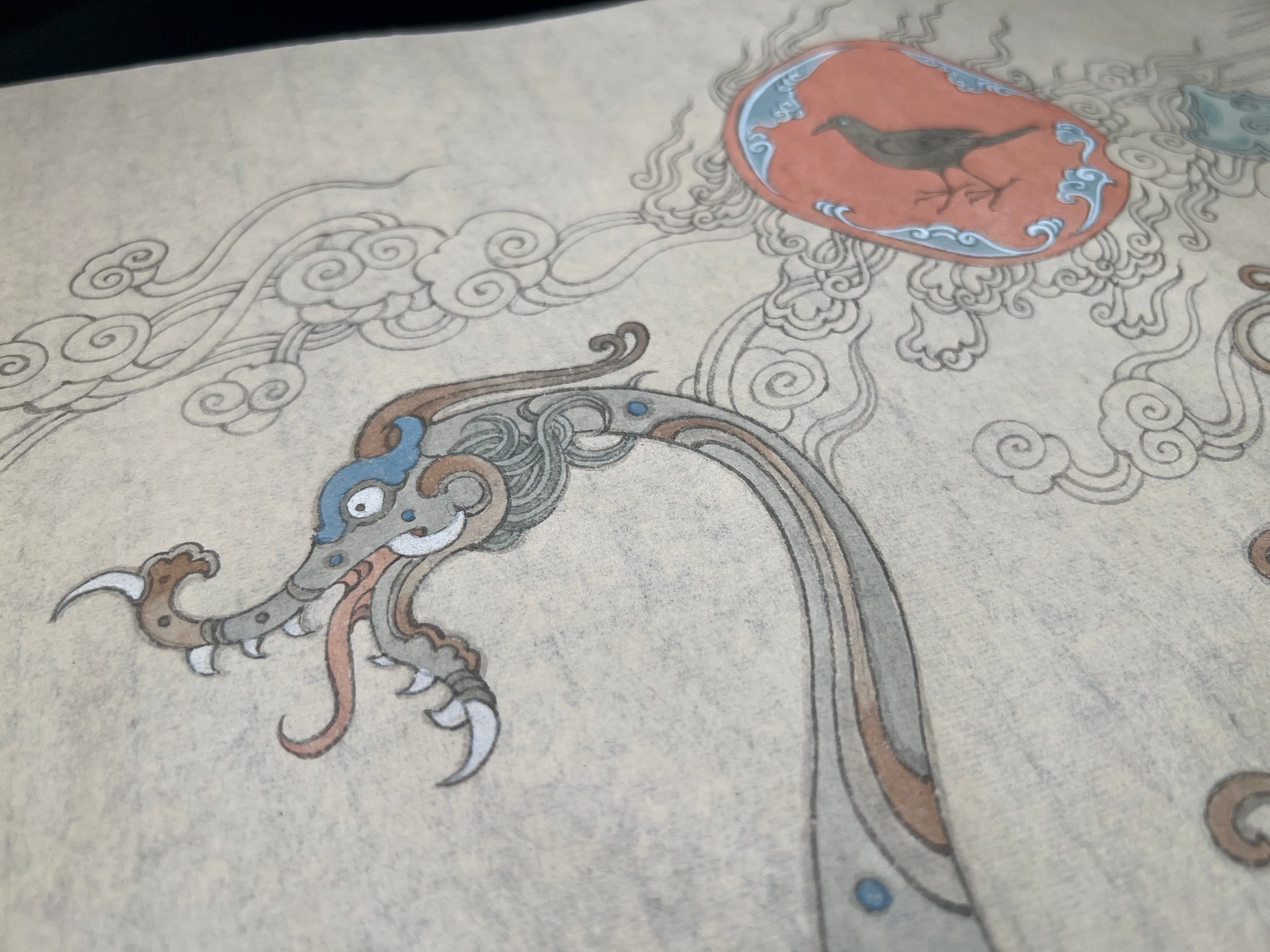 有几个朋友问我最近怎么没画画，没发新作品，我还真没偷懒，在画一幅大画，已接近尾声
