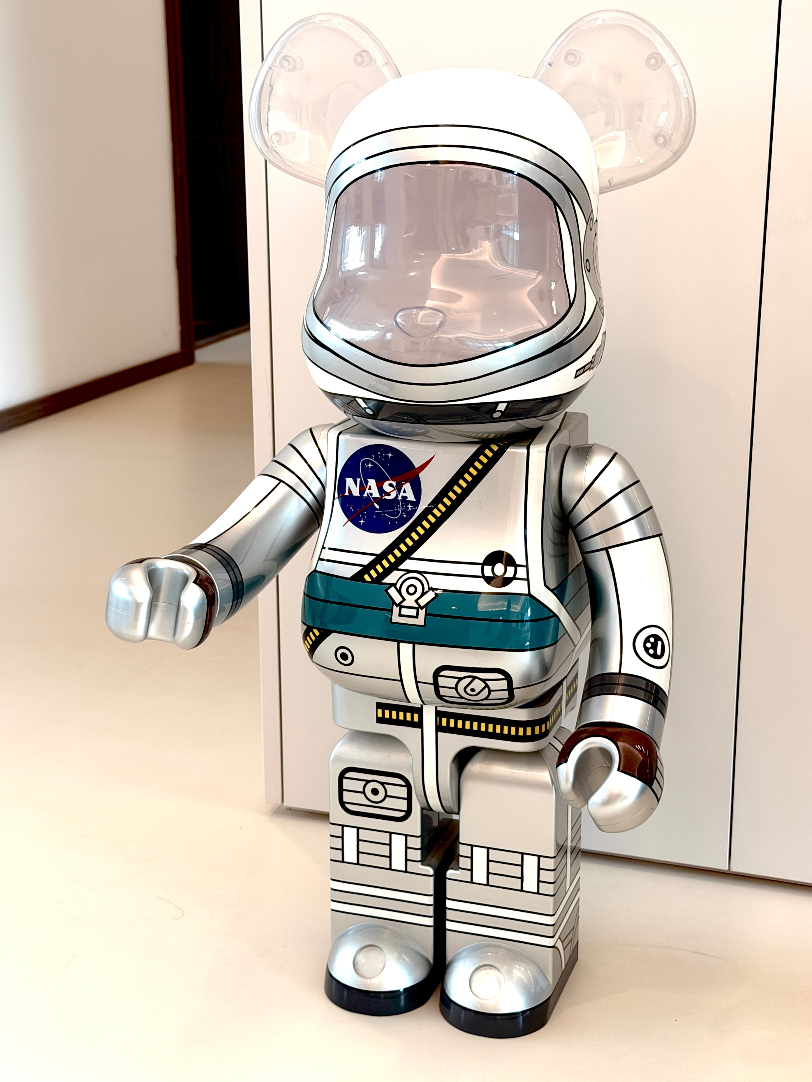 办公室一角，都是些治愈生活的好物图3朋友说是装X神器，咱也不懂！这啥烟啊？ 合肥