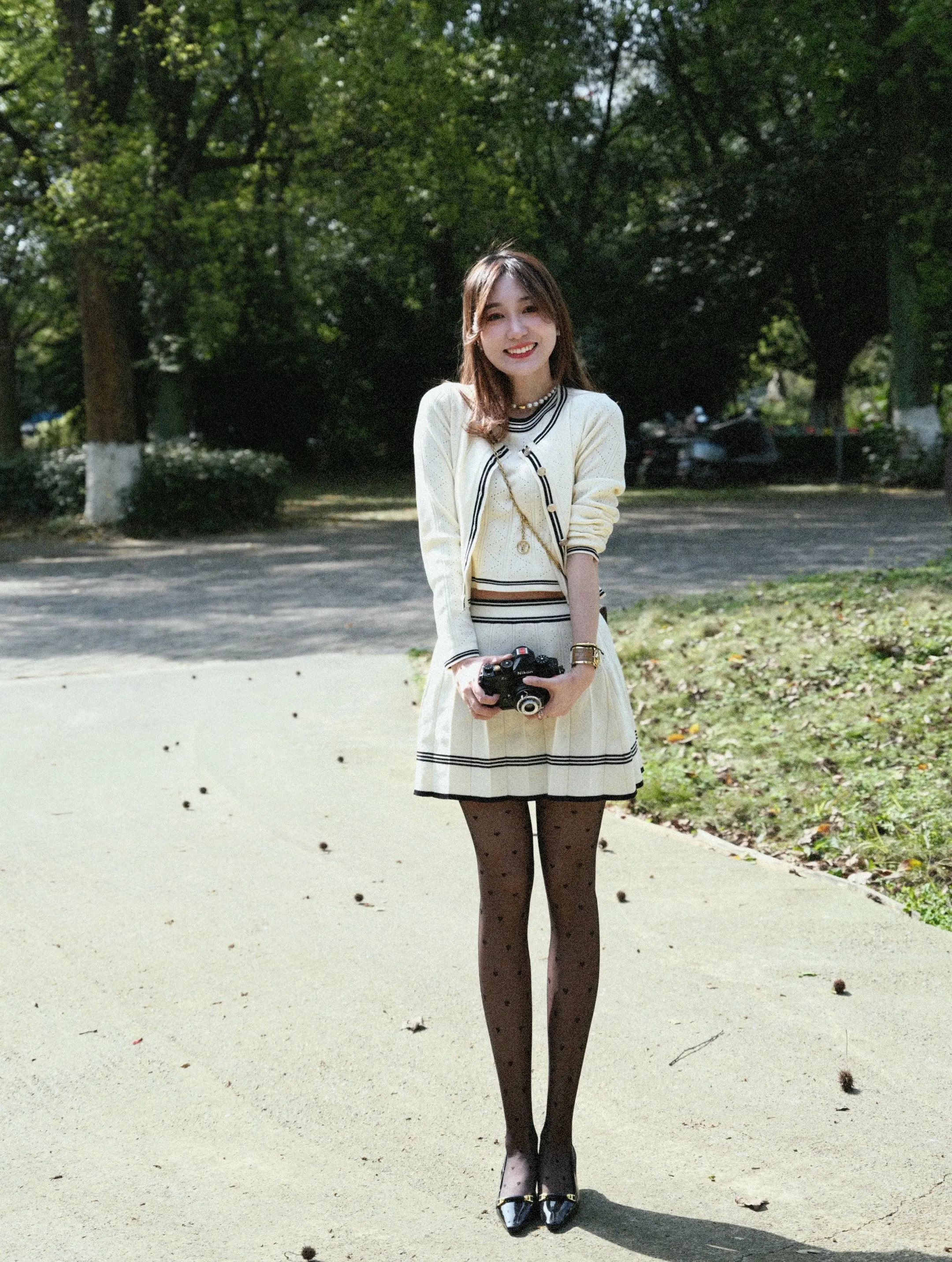 世界上很多东西可以靠努力争取 唯独。拥有一个有情有义的爱人 需要一些运气