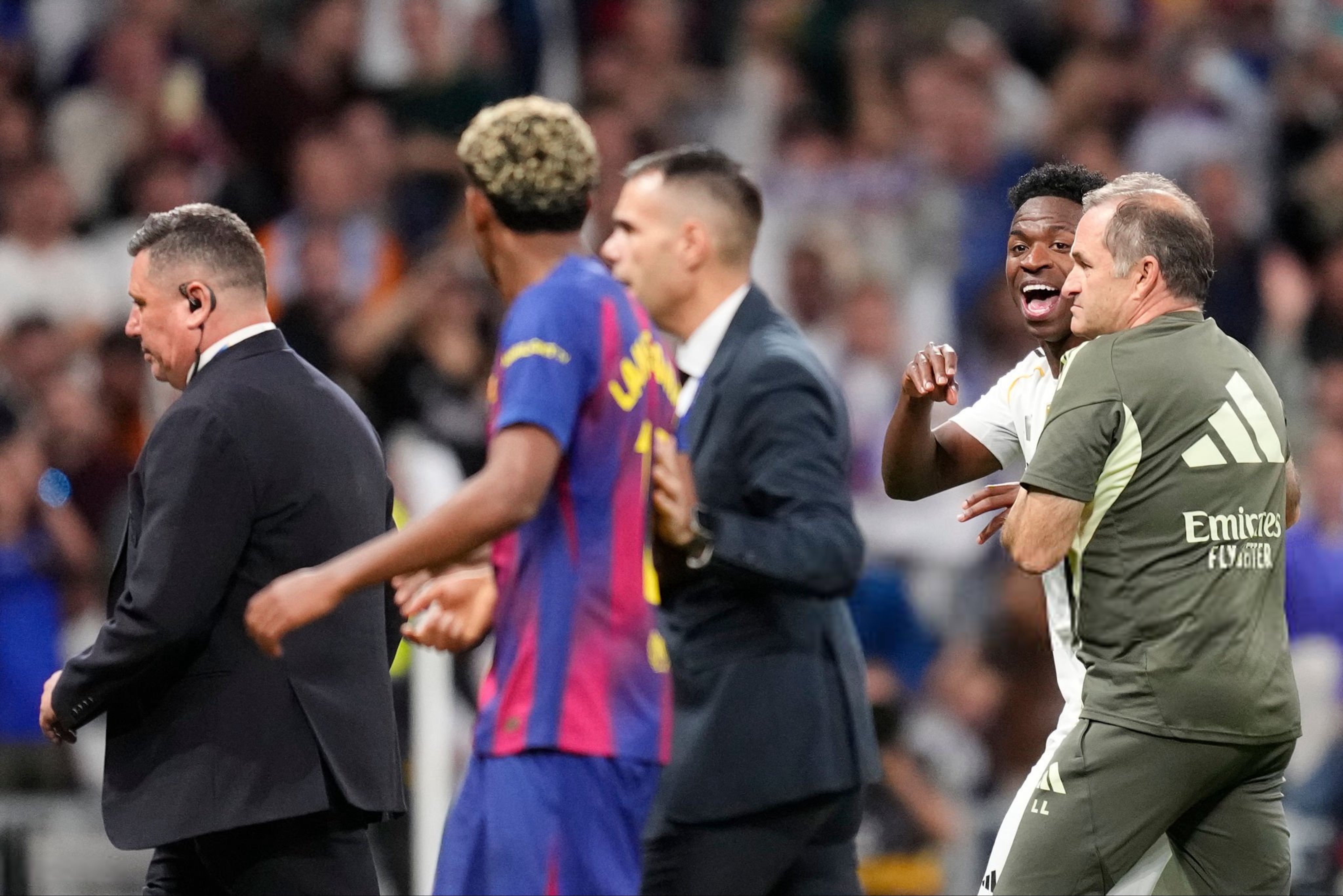 组图：皇马2比1巴萨。亚马尔约架 ​​​