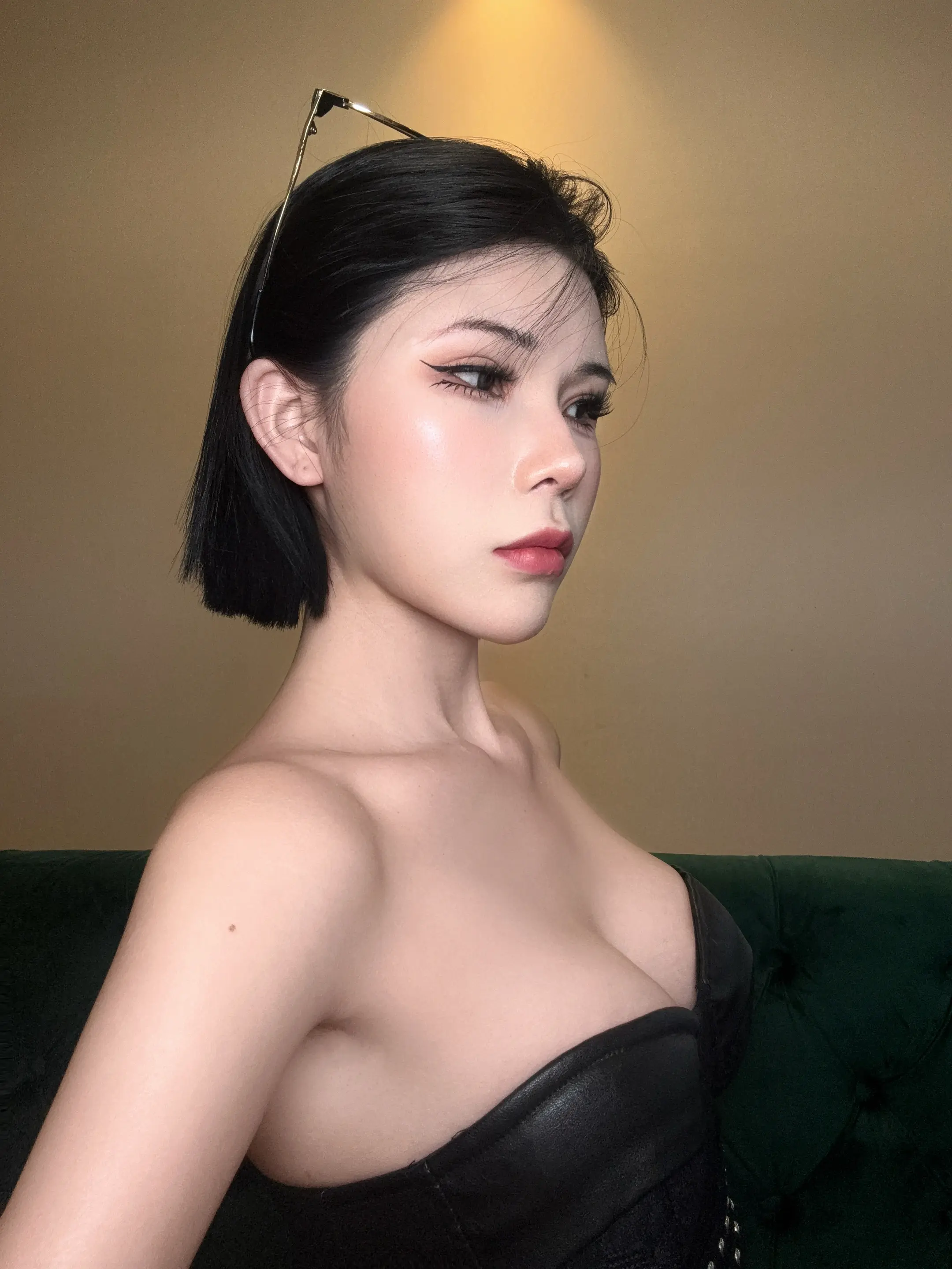 你的审美太低，我们只陪喝咖啡。