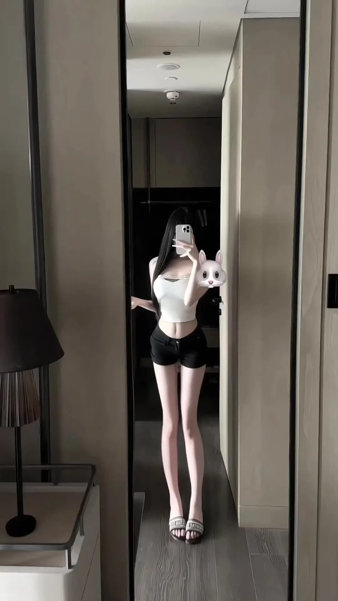 上热门 人类 对镜拍