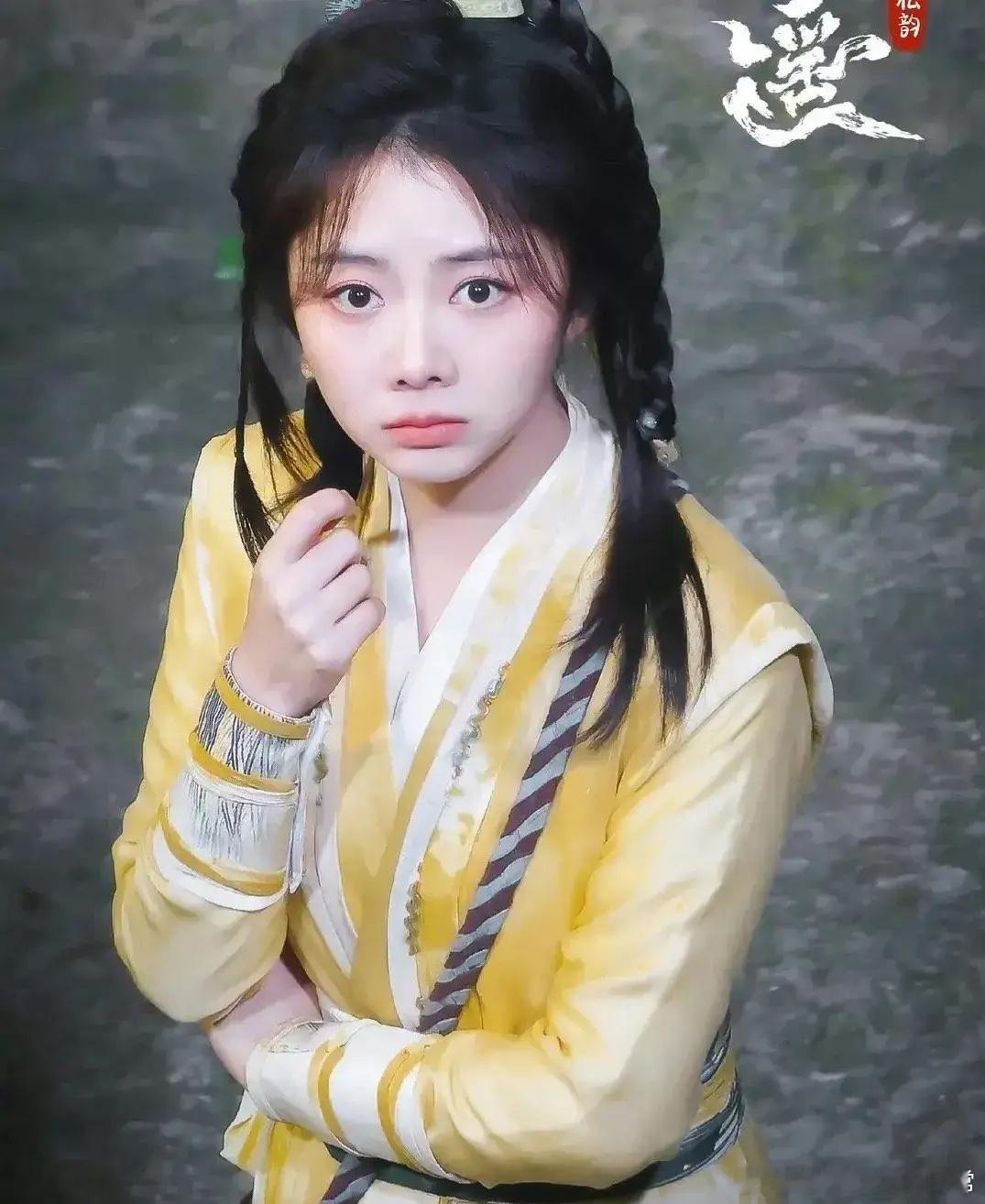 谭松韵这张脸真的有点逆生长了，30几岁扮演小女孩一点也不违和[送花花] ​​​