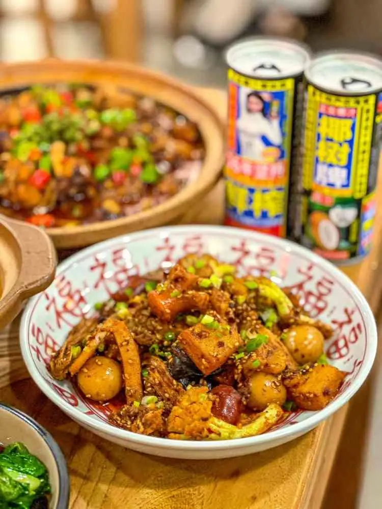 喻儿砂锅双椒鸡·重庆大排档