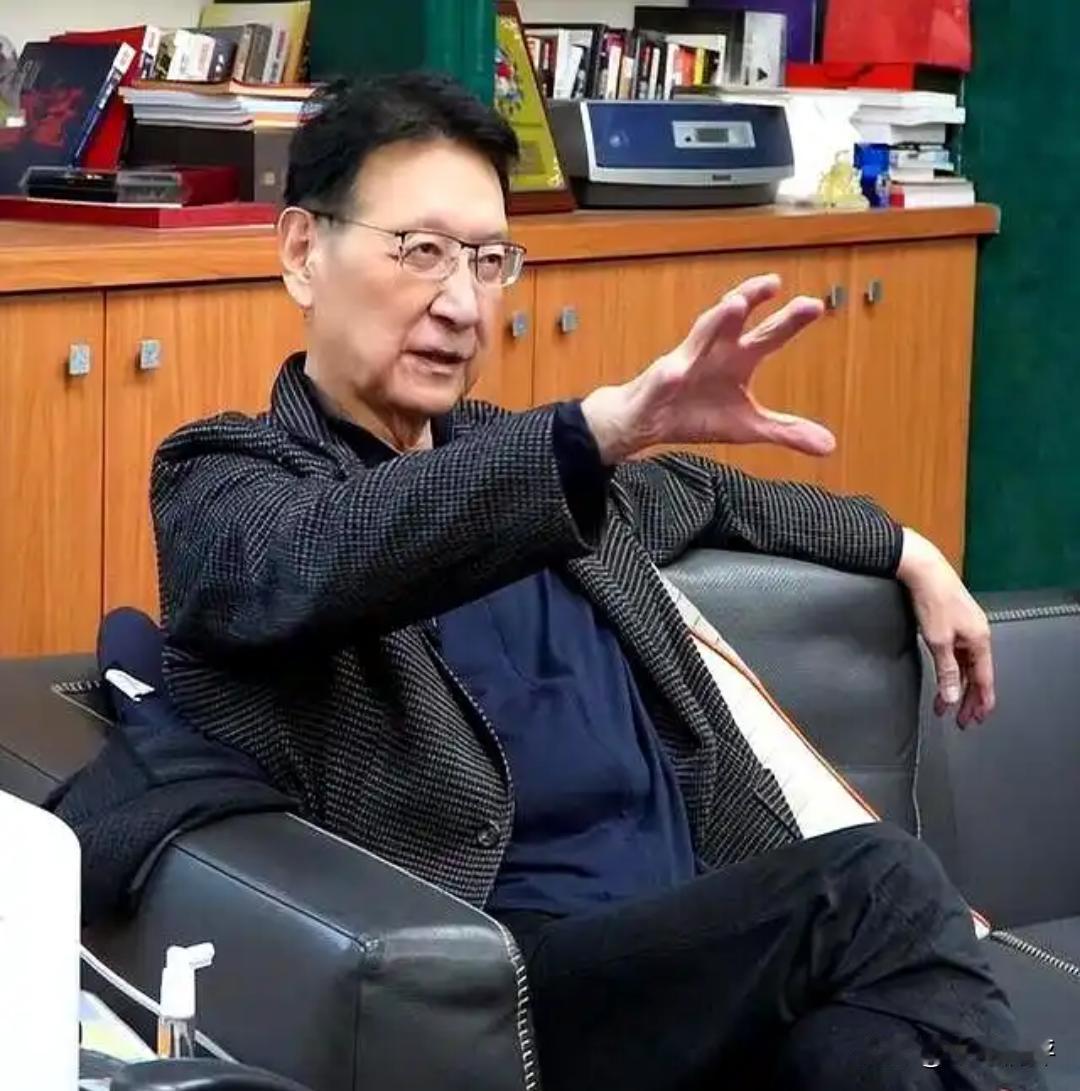 赵少康这种人说白了就是自视甚高、骨子里看不起大陆的那种人，现在偶尔说几句大陆哪里