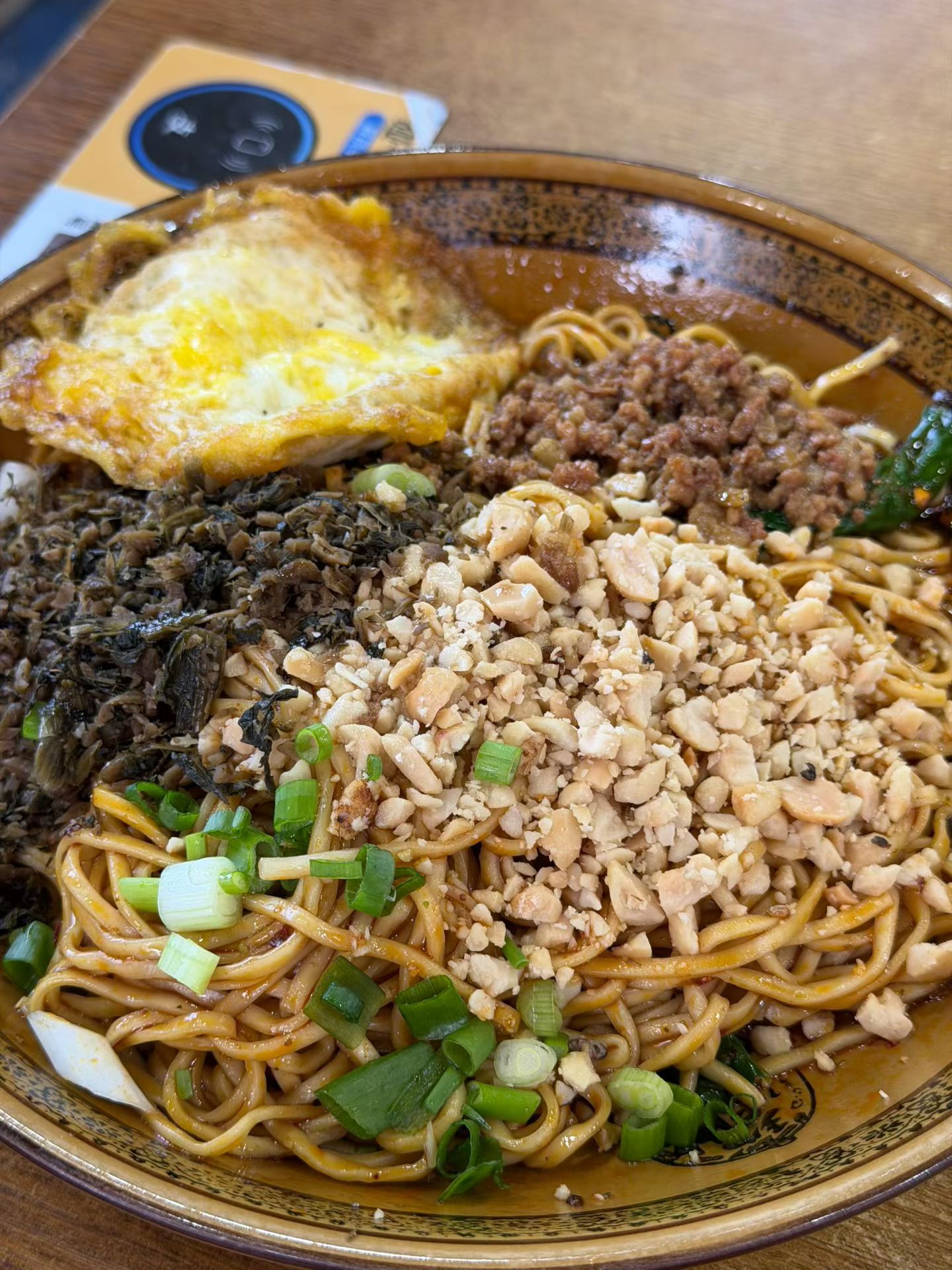 20年到现在成都房价依然上涨10%，中心区域没有跌，意味着购买力还是很强，相比深