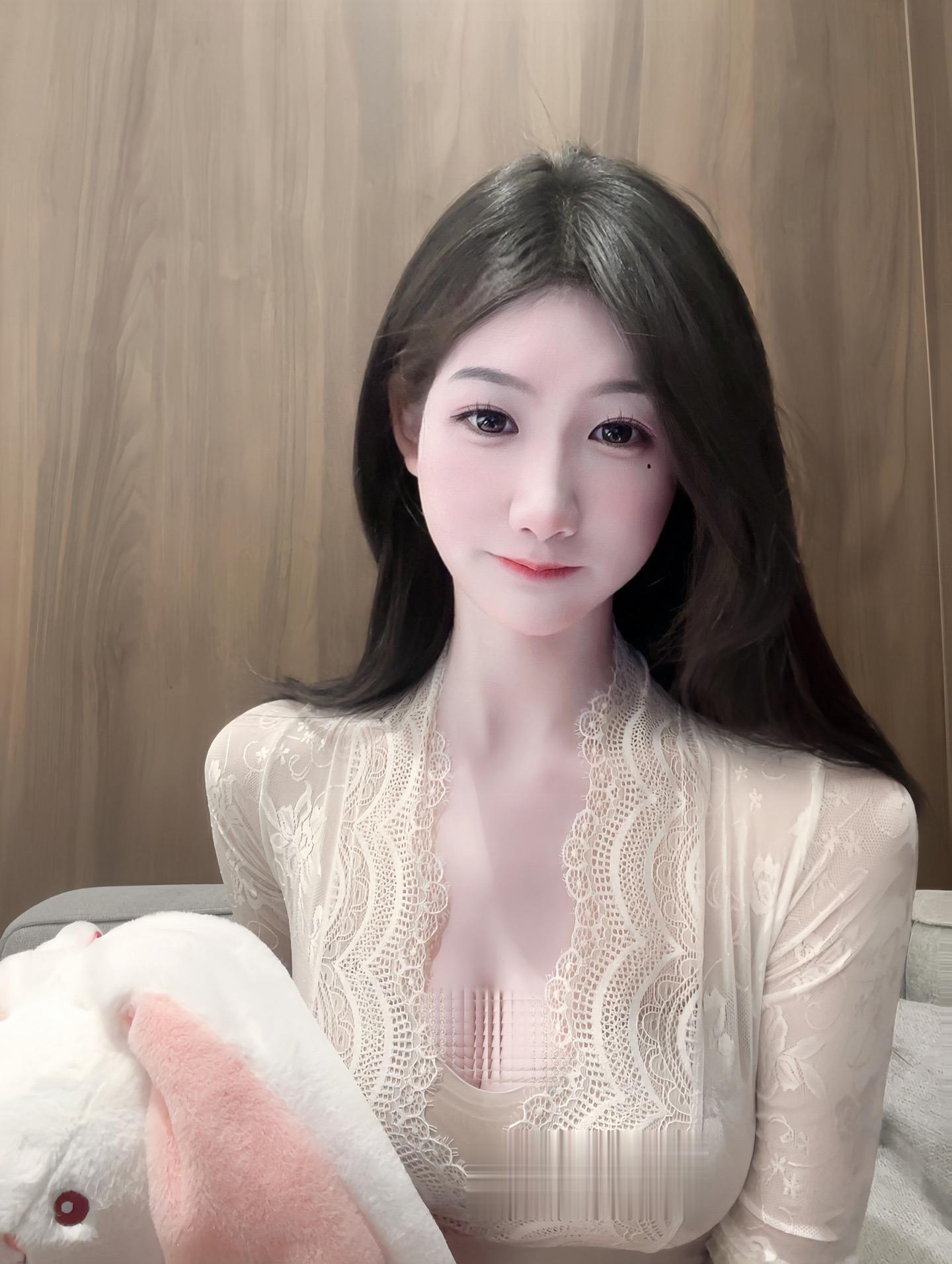 如果有人爱我的天真 唉 算了我不天真