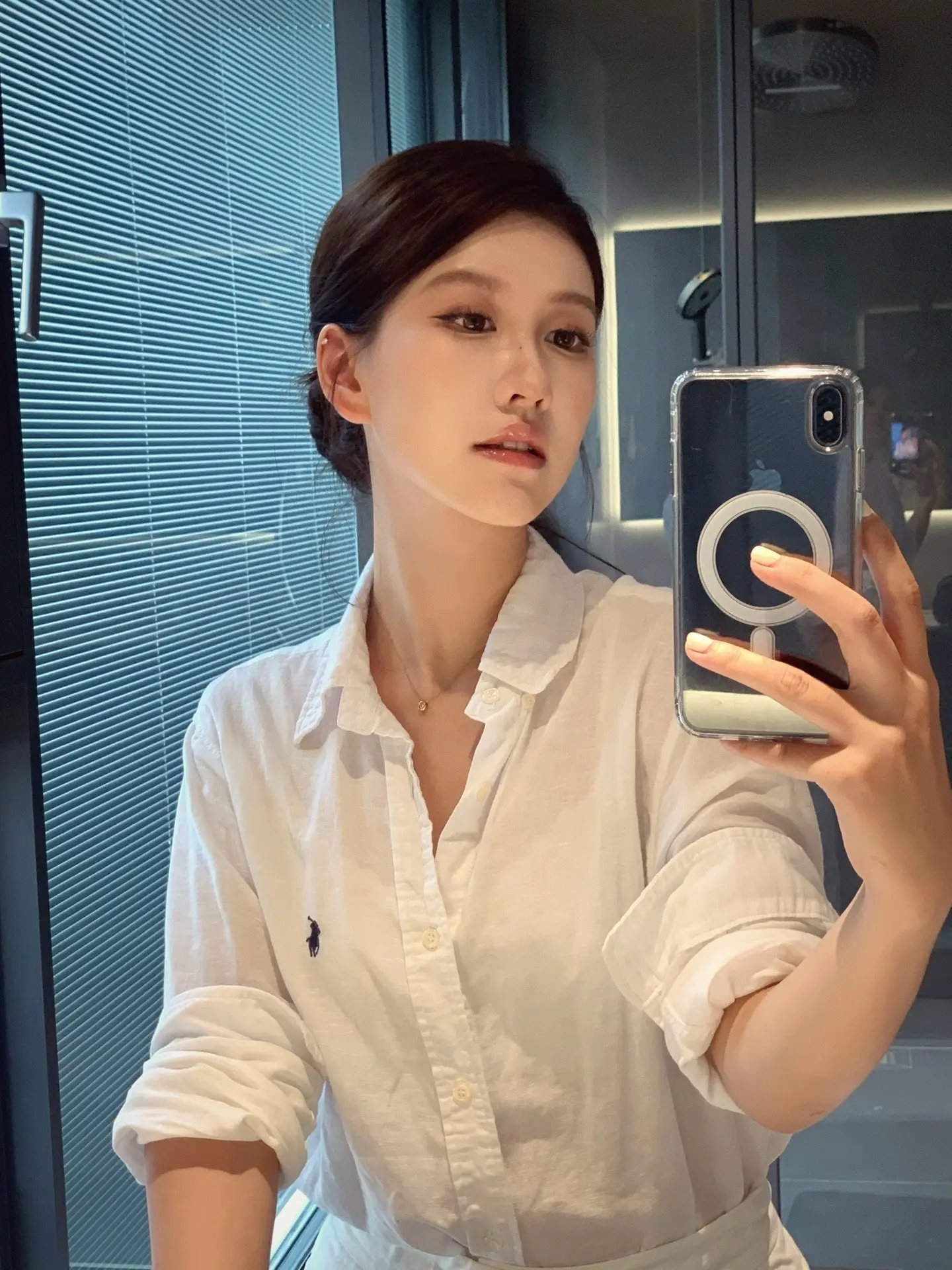 8号不能开学 我要陪许妍去离婚。别管了 我得了许妍病