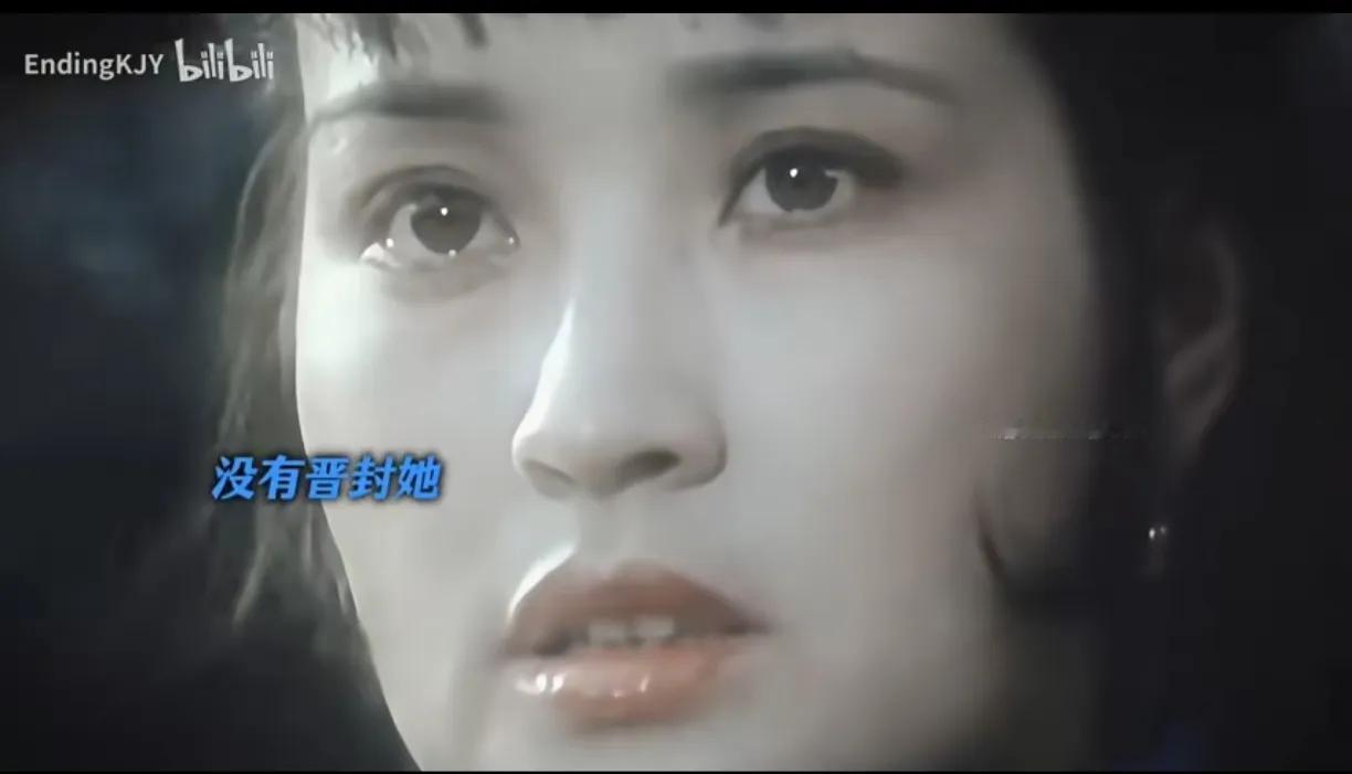 刘晓庆和梁家辉，曾经的他们也是小鲜肉，一脸胶原蛋白，年轻就是好看。