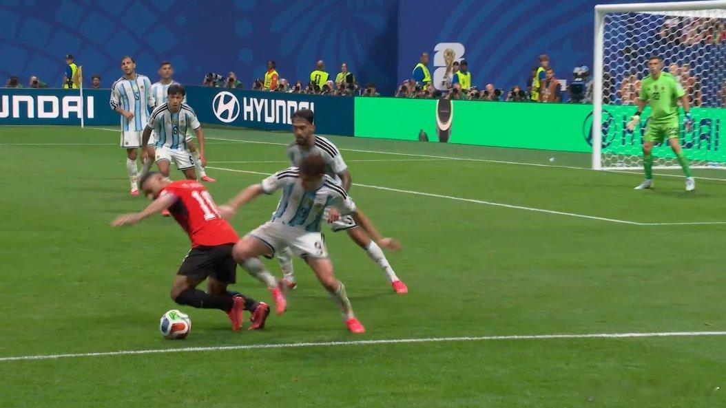 fifa认定阿根廷进球判罚正确 🗣️ 皮耶路易吉·科里纳（国际足联裁判主管）解