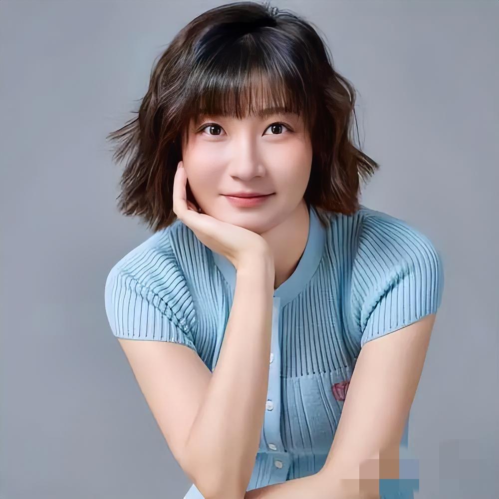 全网沸腾！王暖暖离婚案胜诉，6年苦熬终获新生。
 
今天，王暖暖的名字再次刷屏，