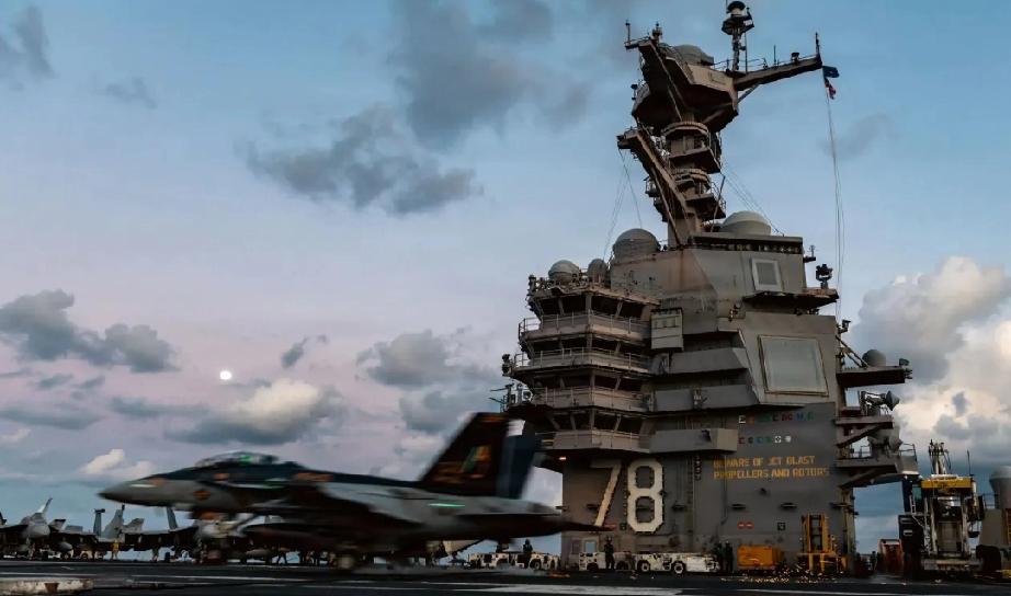 美国“福特号”航母这事儿真挺让人琢磨的。3月初它还在红海当核心打击平台，3月12